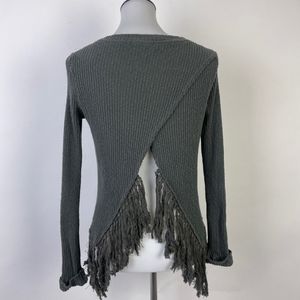 Eri + Ali Anthropologie M Ribbed Split Back Fringe LS Green Sweater Scoop Neck